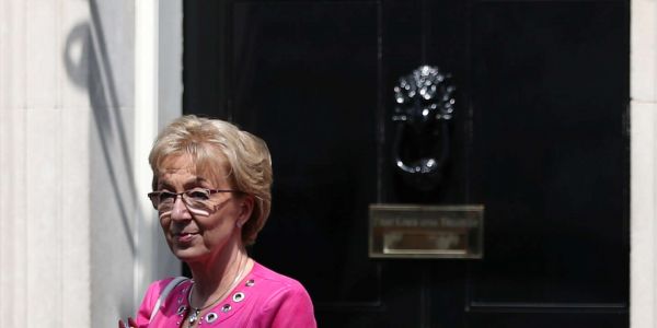 Royaume-Uni : la ministre chargée des relations avec le Parlement, en désaccord sur le Brexit, démissionne