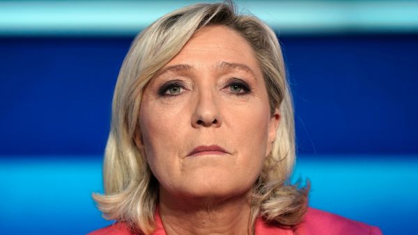 Débat/Européennes: Le Pen mouche Wauquiez, d'autres candidats...