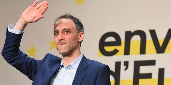 Européennes : la gauche n'est "pas morte" et doit "chercher à (se) rassembler", lance Glucksmann