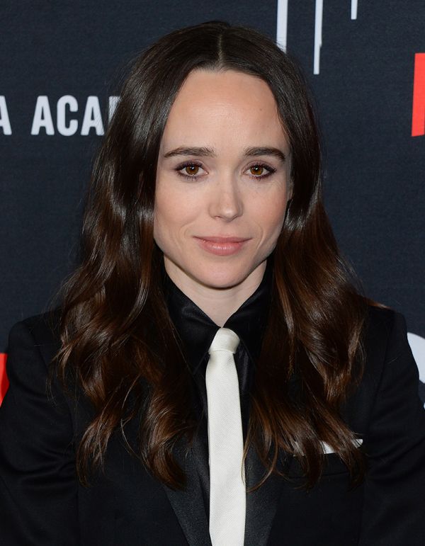 Ellen Page pose nue avec sa femme pour célébrer le mois des fiertés