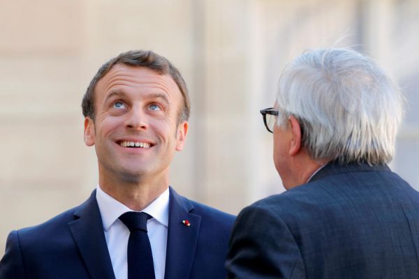 Macron tisse sa toile pour conquérir la Commission européenne
