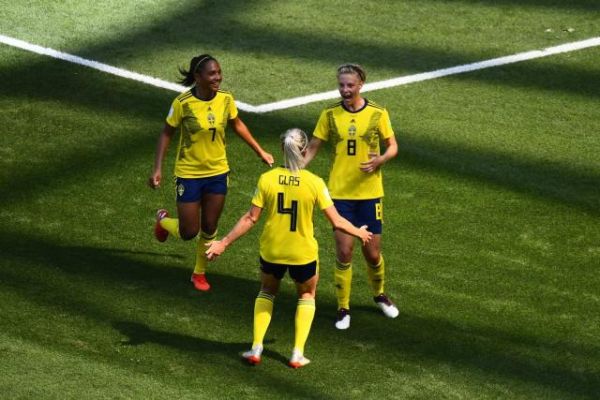Foot - CM2019 - Coupe du monde 2019 : la Suède, sans brio, se qualifie pour les huitièmes