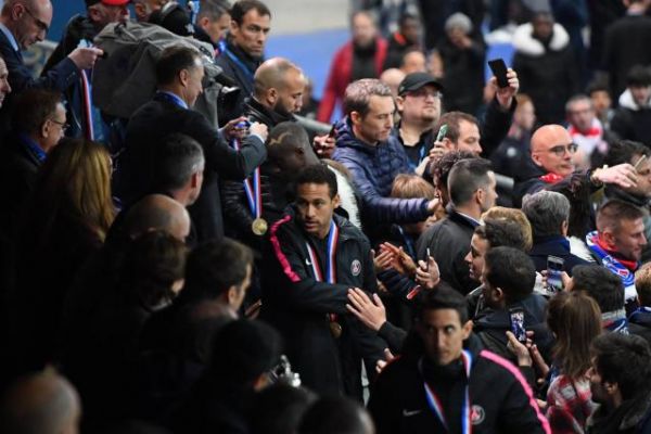 Foot - L1 - PSG - Altercation avec un supporter rennais au Stade de France : sanction maintenue pour Neymar (PSG)