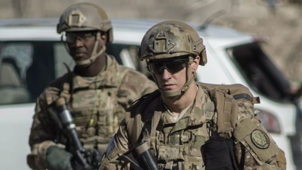 L'armée américaine s'apprête à évacuer des centaines de contractuels en Irak