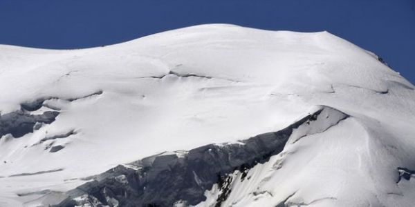 Deux alpinistes "miraculés" après une chute dans le Mont-Blanc
