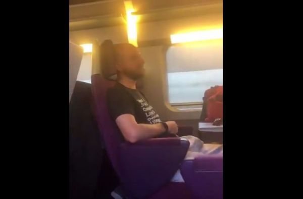 Masturbation à bord d'un train : la passagère qui a filmé la scène porte plainte