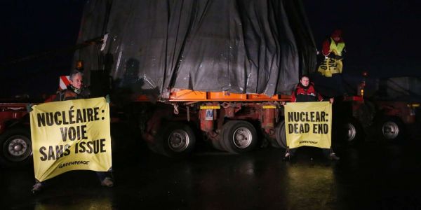 La justice interdit à Greenpeace de s'approcher des convois de déchets nucléaires