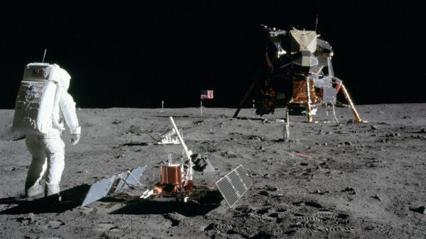 RECIT. "Ici la base de la Tranquillité, l'Aigle s'est posé" : le 20 juillet 1969, le jour où l'homme a marché sur la Lune