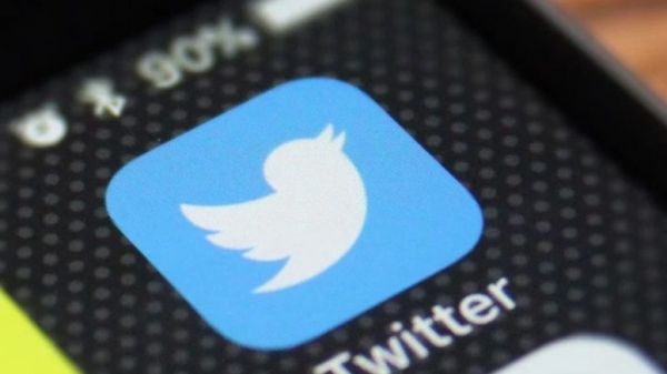 « Fuck the police » : le compte Twitter de la police de Londres piraté à cause d'un service tiers