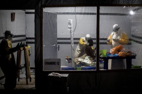Ebola: MSF accuse l'OMS de limiter l'accès au vaccin