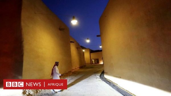 Les couples étrangers non mariés peuvent désormais louer des chambres d'hôtel en Arabie Saoudite