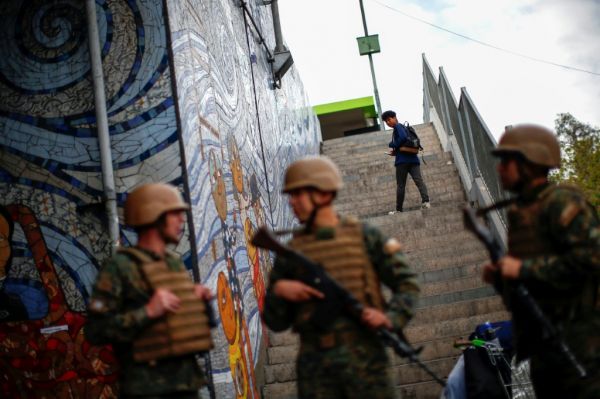 Trois morts au Chili dans les pires émeutes depuis des décennies
