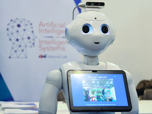 Une entreprise britannique cherche le visage de son futur robot
