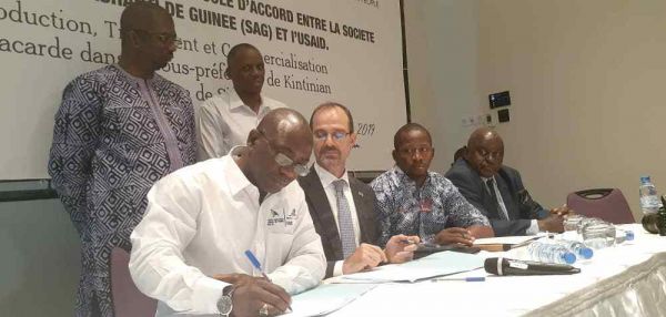 Vers l'implantation d'une usine d'anacarde à Bouré (Siguiri) : signature d'un protocole d'accord entre la SAG et l'USAID