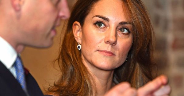 Kate Middleton : Clin d'oeil à Diana et look réussi pour une sortie improvisée