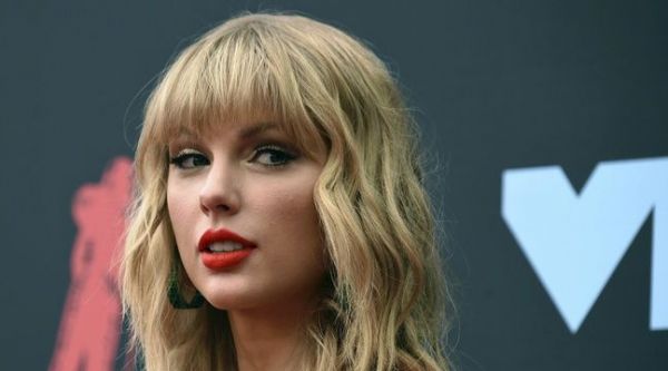 Taylor Swift: Les dirigeants de son ancien label accusés de « contrôle tyrannique »