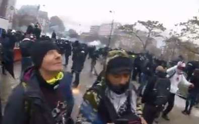 Acte 53 des gilets jaunes à Paris: un manifestant reçoit une grenade dans l'œil [vidéo]