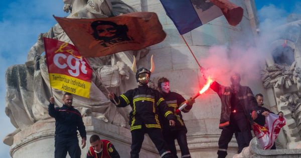 Avant la grève du 5 décembre, des pompiers veulent occuper la place de la République