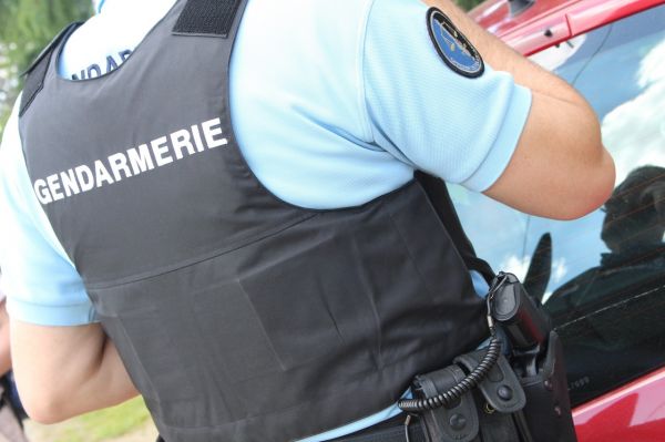 Lot-et-Garonne. Zone sécurisée par pompiers et gendarmes à Casseneuil : un forcené armé retranché chez lui
