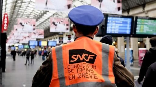 Grève du 11 décembre : 1 TGV sur 4, 3 TER sur 10, 1 Transilien sur 5... Retrouvez les prévisions de trafic de la SNCF pour mercredi