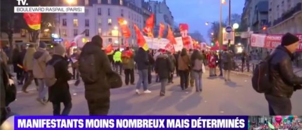 Grève Jour 6 - La mobilisation en forte baisse - Prévisions à la SNCF pour demain: 1 TGV sur 4 - 1 Transilien sur 5 - 1 Intercités sur 4 - 3 TER sur 10 - 10 lignes de métro seront fermées