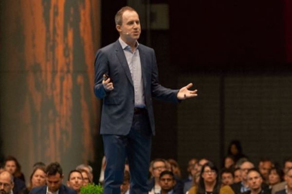 Bret Taylor promu président et COO de Salesforce