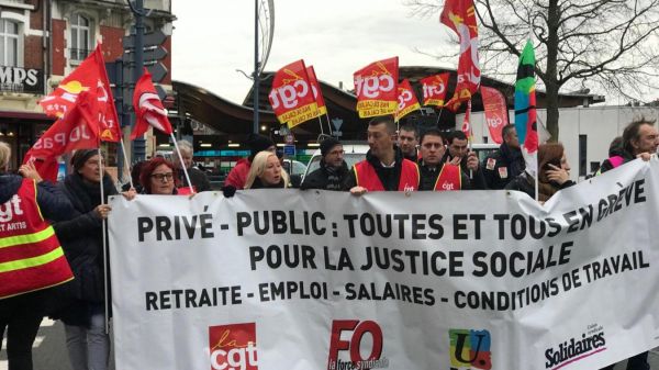 Manifestation contre la réforme des retraites : affluence dans le centre d'Arras