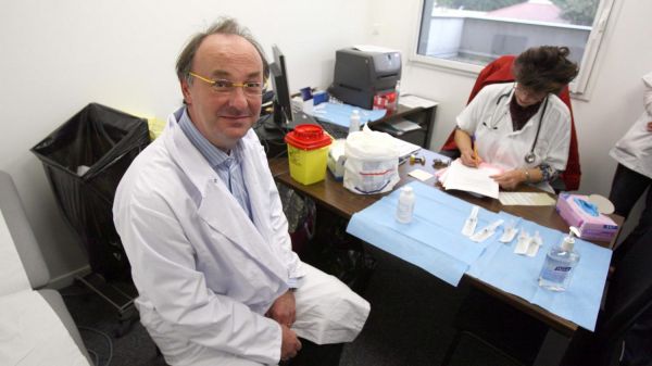 Coronavirus : la France est "prête" à lutter contre une éventuelle propagation de l'épidémie, selon le virologue Bruno Lina
