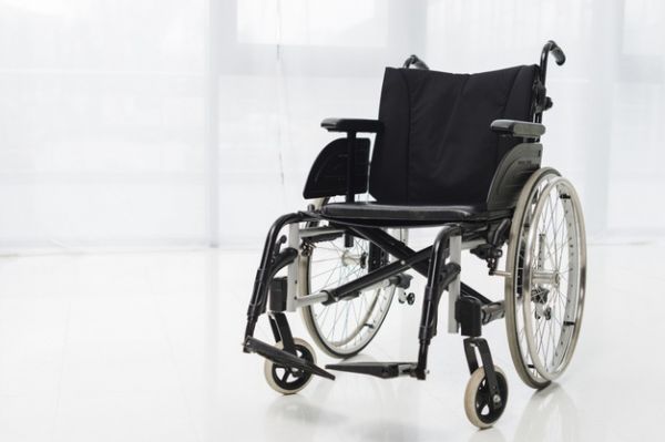 L'Association Espoir Trait d'Union bénéficie d'une  formation sur des fauteuils roulants modernes