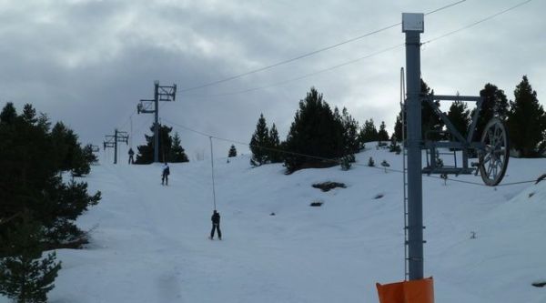 Hautes-Alpes : La station de ski de Céüze ferme définitivement ses portes, faute de neige