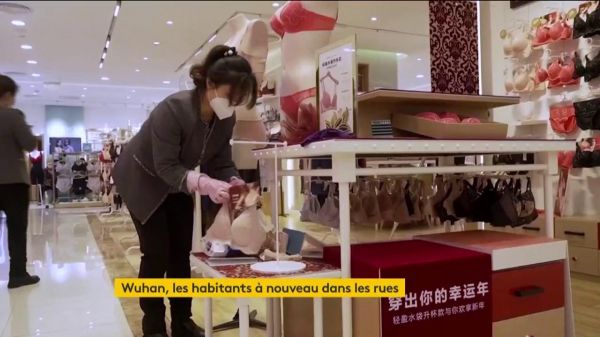 Coronavirus : Wuhan reprend vie petit à petit