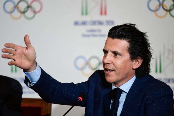 Report des JO: "des coûts additionnels" pour le Japon et la famille olympique, prévient le CIO