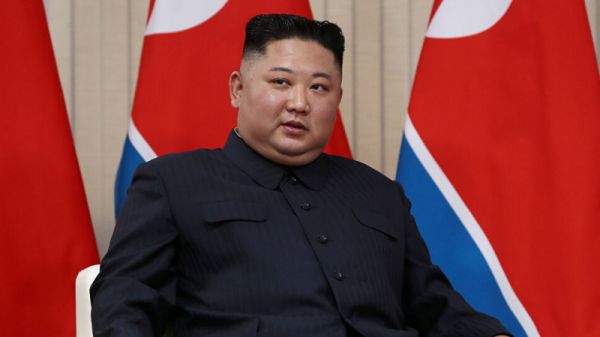 Corée du Nord: Kim Jong Un réapparaît en public
