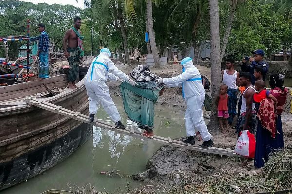 Cyclone Amphan : L'Inde et le Bangladesh se préparent, en pleine pandémie de coronavirus