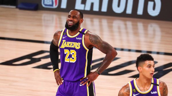 Basket - NBA : LeBron James rend un vibrant hommage à Kobe Bryant !