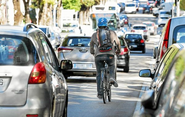 La mortalité routière en baisse en septembre, mais celle des cyclistes en hausse