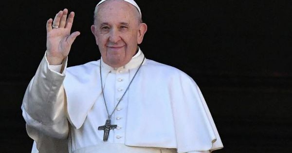 Le pape défend les droits des couples gays