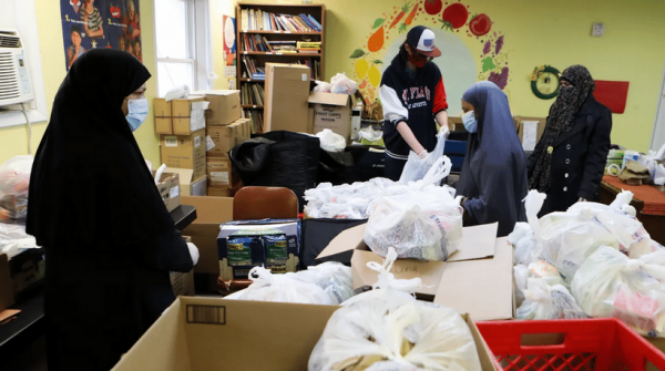 [USA] Une école islamique organise la distribution de plus d'un million de repas aux enfants nécessiteux