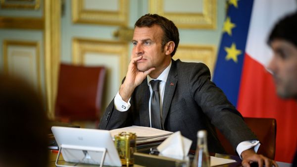 EN DIRECT - Covid-19 : Emmanuel Macron réunit un nouveau Conseil de défense avant son allocution
