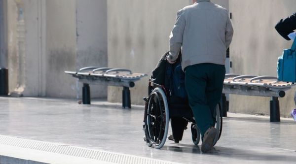 Paris : Transports gratuits ou demi-tarif pour l'accompagnateur d'un voyageur handicapé sur le réseau Ile-de-France Mobilités