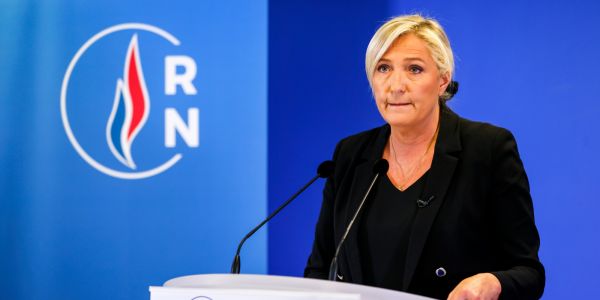 Après dix ans à la tête du RN, Marine Le Pen lorgne toujours la présidentielle