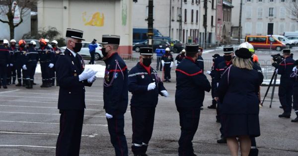 Direct. Pompier décédé en intervention : suivez l'hommage national à Mirecourt en présence de Gérald Darmanin