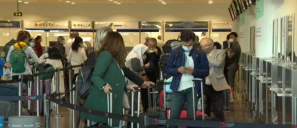 EN DIRECT - Coronavirus: La Belgique interdit tous les voyages non essentiels à l'étranger, y compris dans l'Union Européenne, pour tout le mois de février
