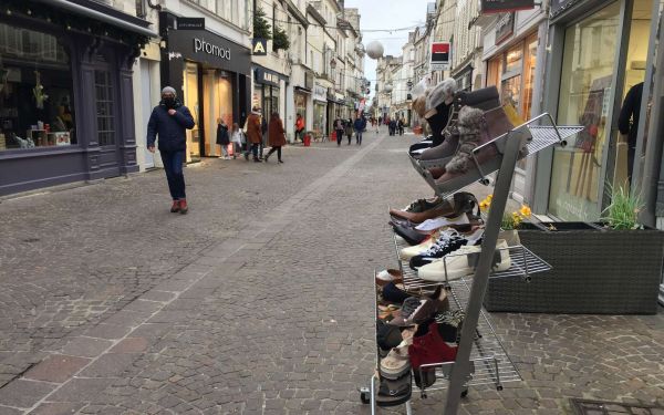 Soldes à Cognac: le moral des commerçants en berne