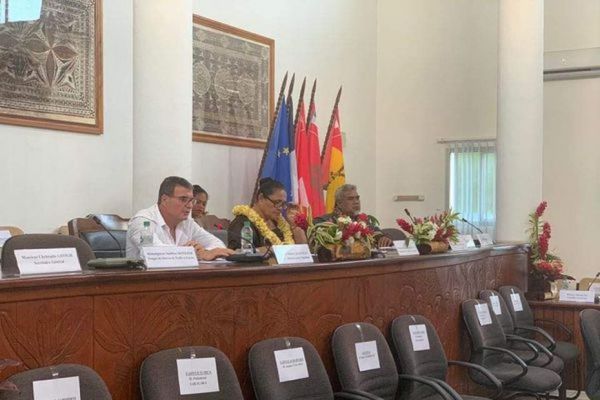 La classe politique s'interroge à Wallis et Futuna face l'éviction de l'Eveil Océanien de l'éxecutif calédonien