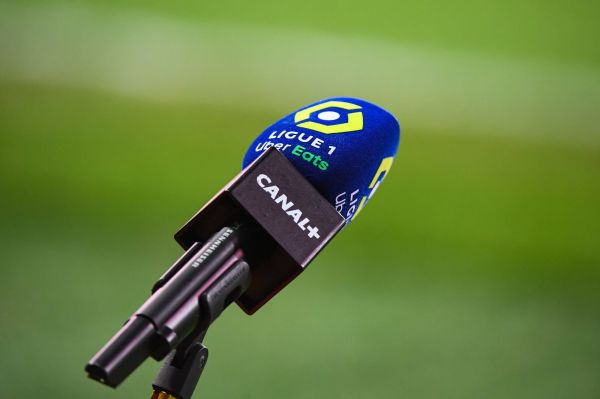 Droits TV : la Ligue 1 sur Canal+ jusqu’en 2024 ?