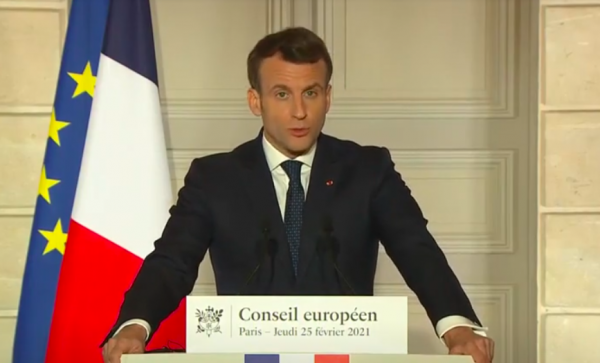 Emmanuel Macron évoque la création d'un "pass sanitaire”