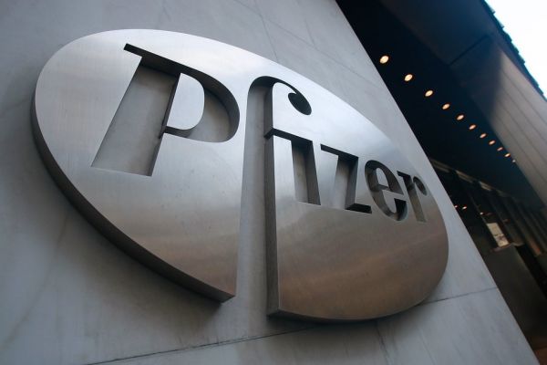 Pfizer exige des réserves bancaires, des bases militaires et des bâtiments d'ambassade comme garanties pour les vaccins COVID-19
