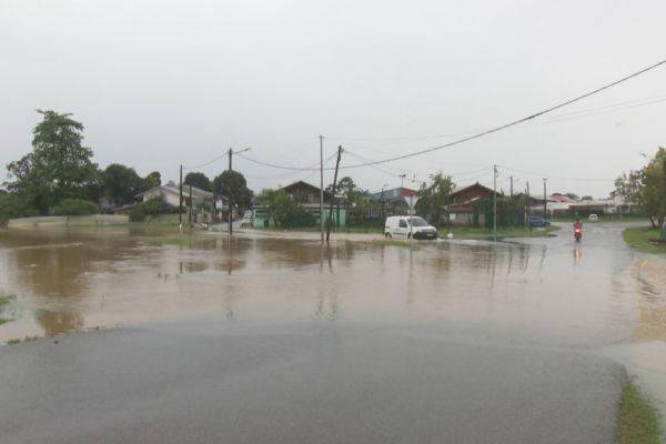 Une journée de pluies diluviennes et d'importants dégâts dans l'île de Cayenne