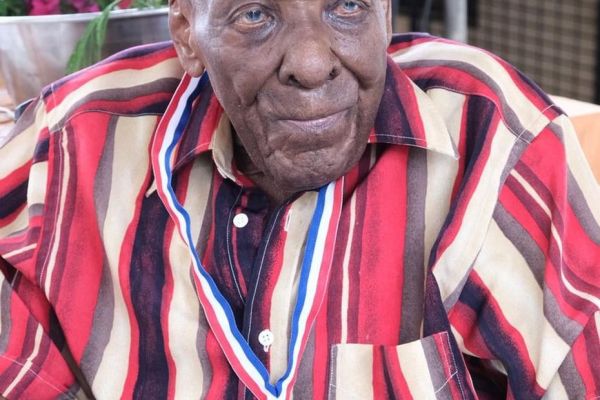 Le plus vieil homme de France et le doyen de la Martinique fête ses 112 ans